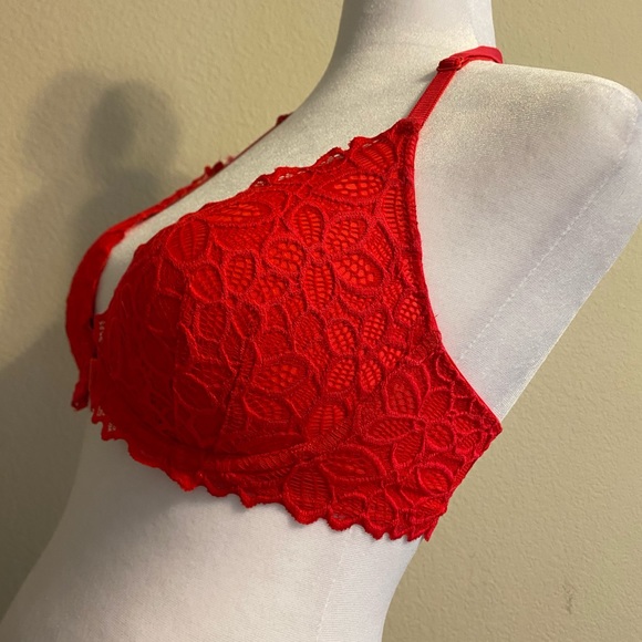 Victoria’s Secret Pink Bra - Picture 4 of 9